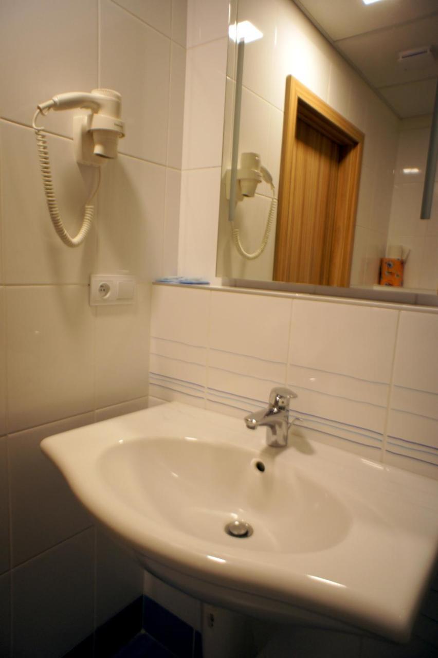 Hotel Labe Pardubice Dış mekan fotoğraf